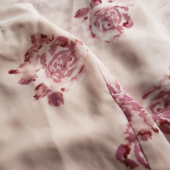 Charlotte Russe Flowy Pants - Picture 4 of 5